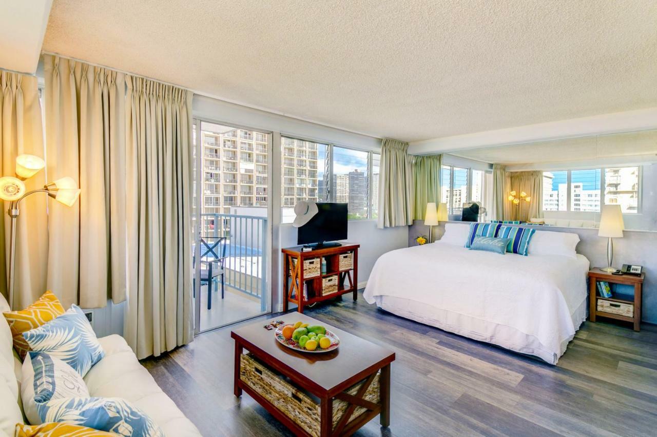 Beautiful Studio In The Heart Of Vibrant Waikiki Honolulu Eksteriør billede
