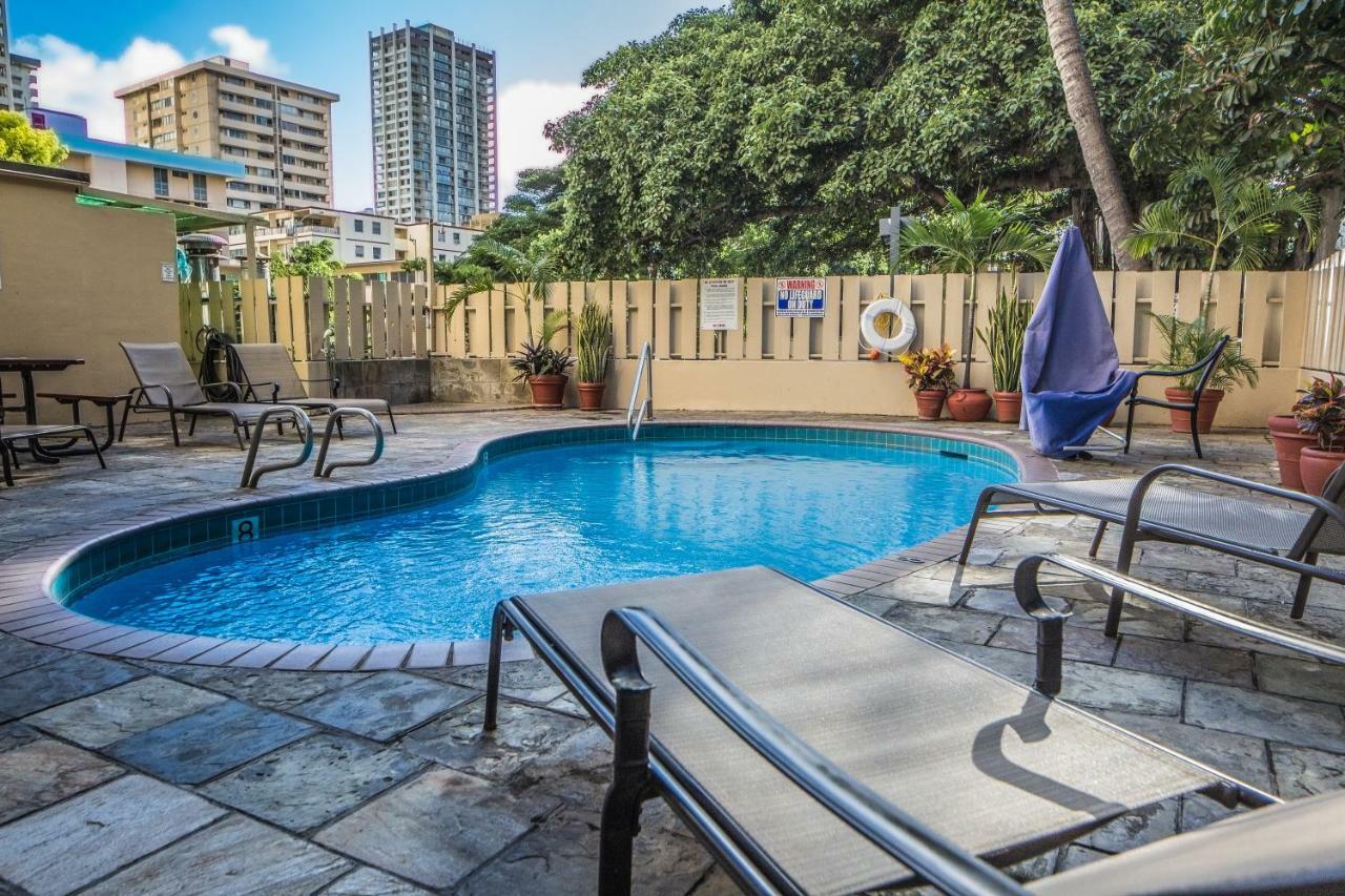 Beautiful Studio In The Heart Of Vibrant Waikiki Honolulu Eksteriør billede